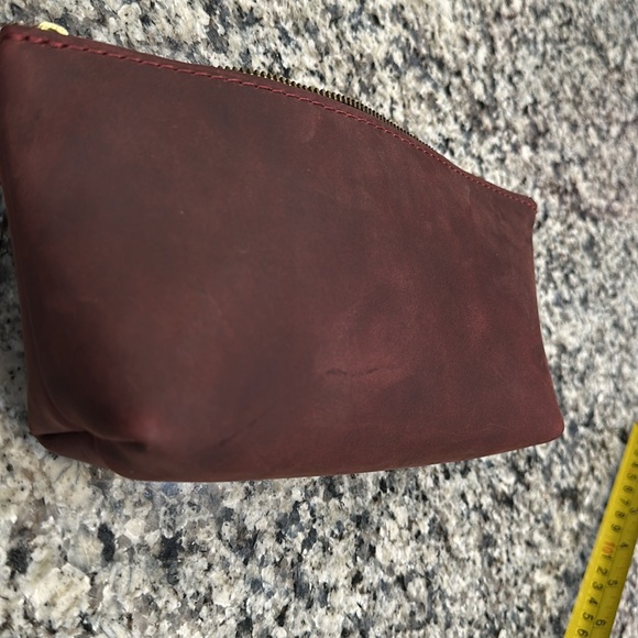 Portland Leather Utility Bag Makeup Bag Travel Cosmetics Bag NEW - Picture 8 of 9